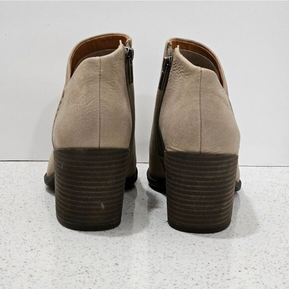 Lucky Brand booties, NWOT. Done in a taupe color. Size 8.5 - Picture 7 of 7